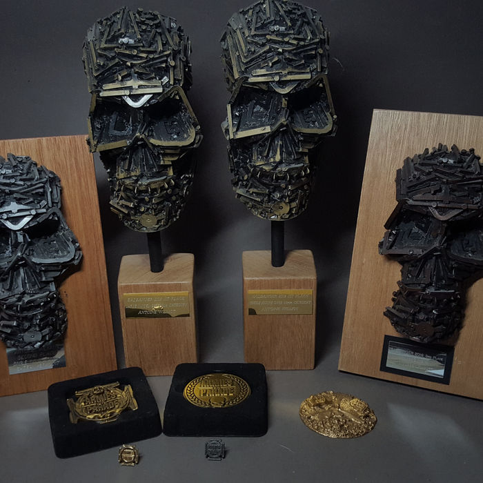 Armies on Parade trophies and pins